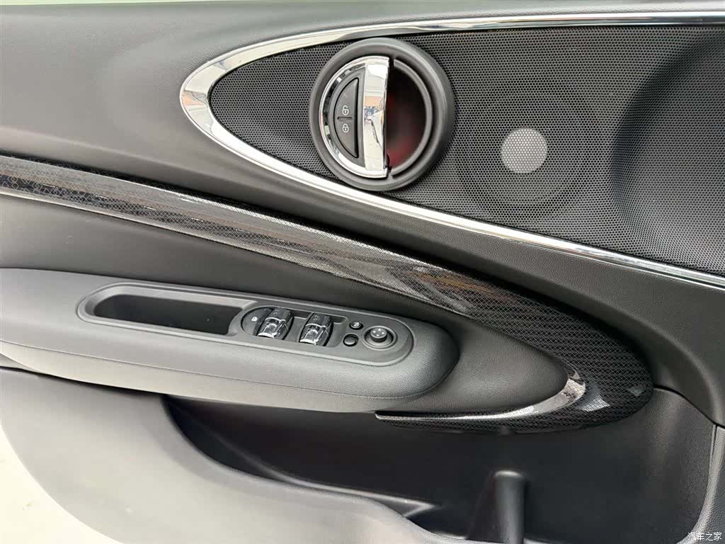 Mini Clubman, 2023 21