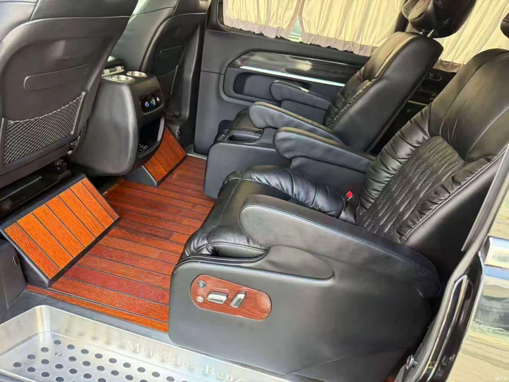 Mercedes-Benz V-Class, 2019 10