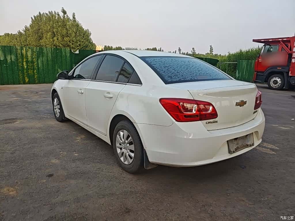 Chevrolet SL, 2015 все фото