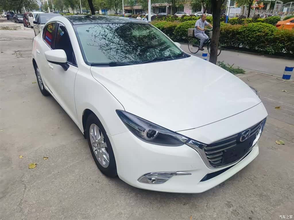 Mazda Mazda3, 2018 3