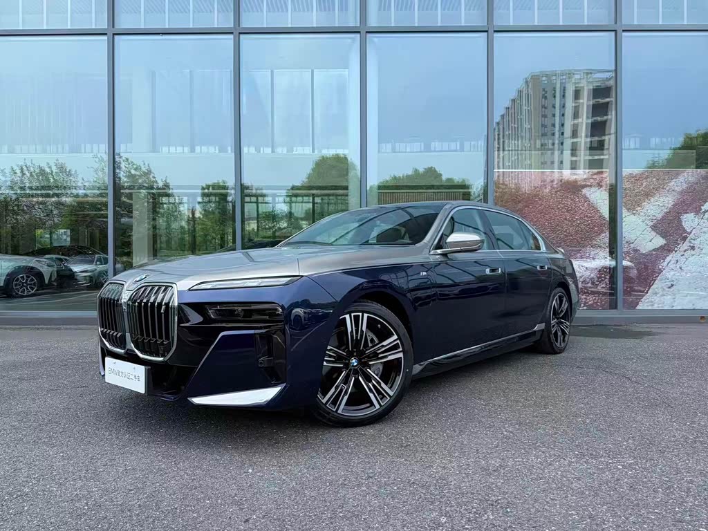 BMW i7 2023 eDrive50L Premium M Sport
