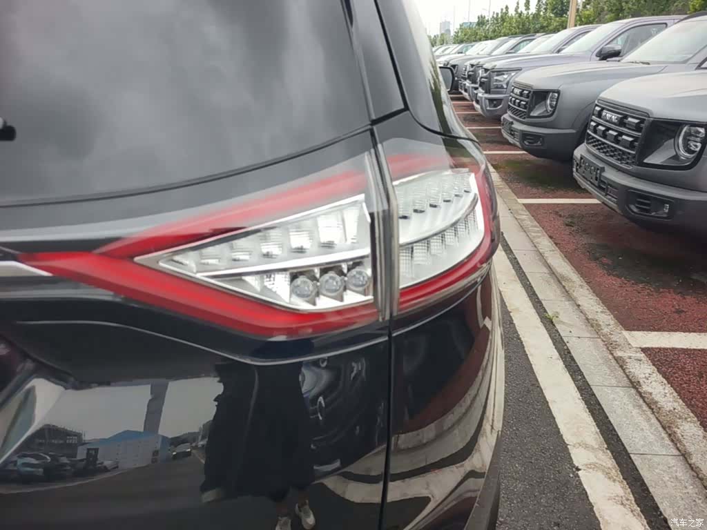 Ford Edge, 2017 8