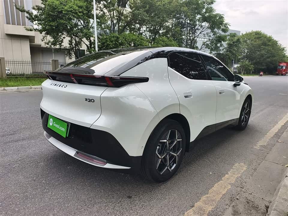 Lynk & Co Z20 Lynk & Co Z20