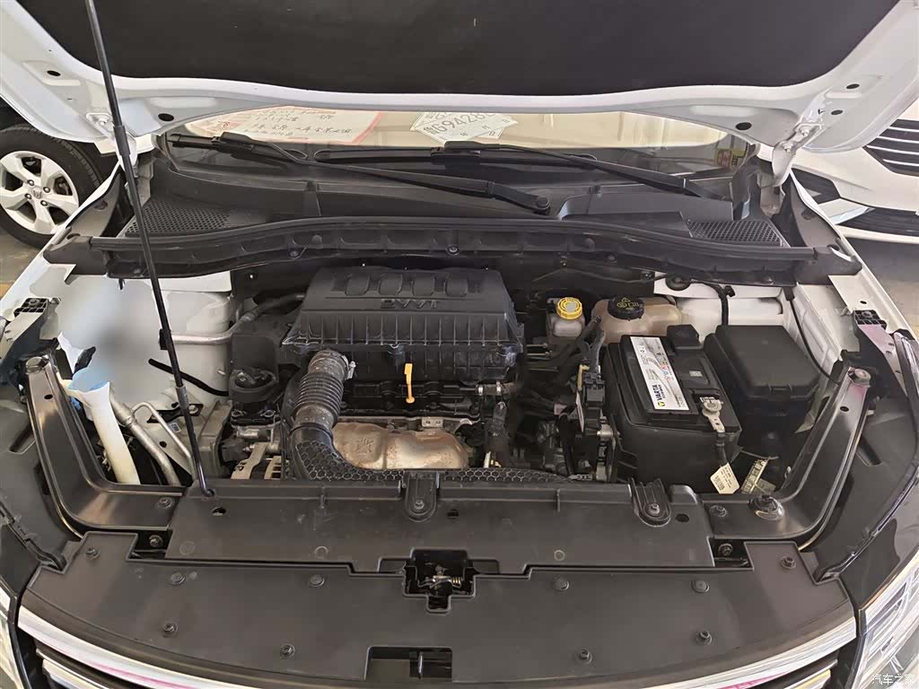 Roewe RX3, 2020 16