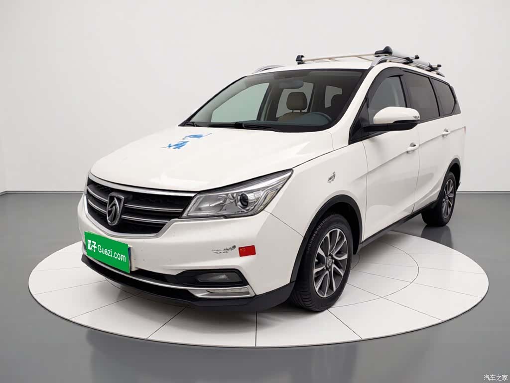 Wuling 730, 2021 1