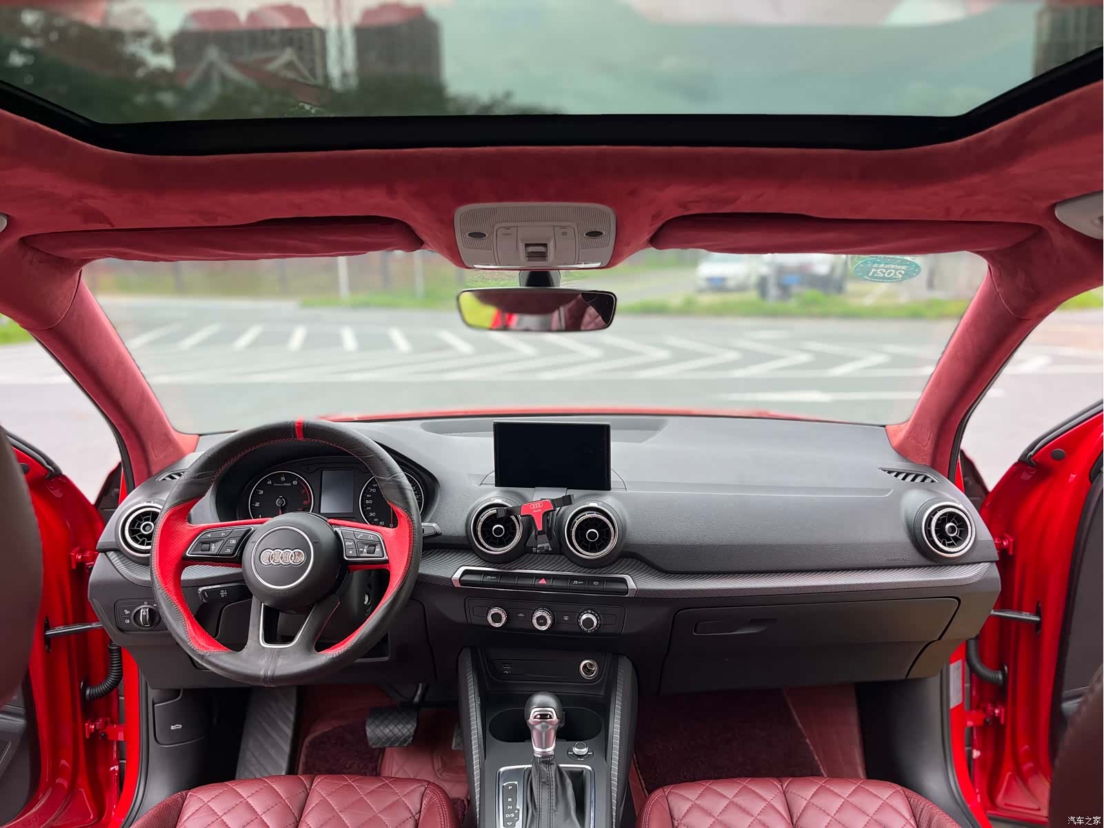Audi Q2L, 2020 6