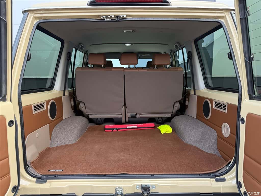 Toyota Land Cruiser, 2026 17