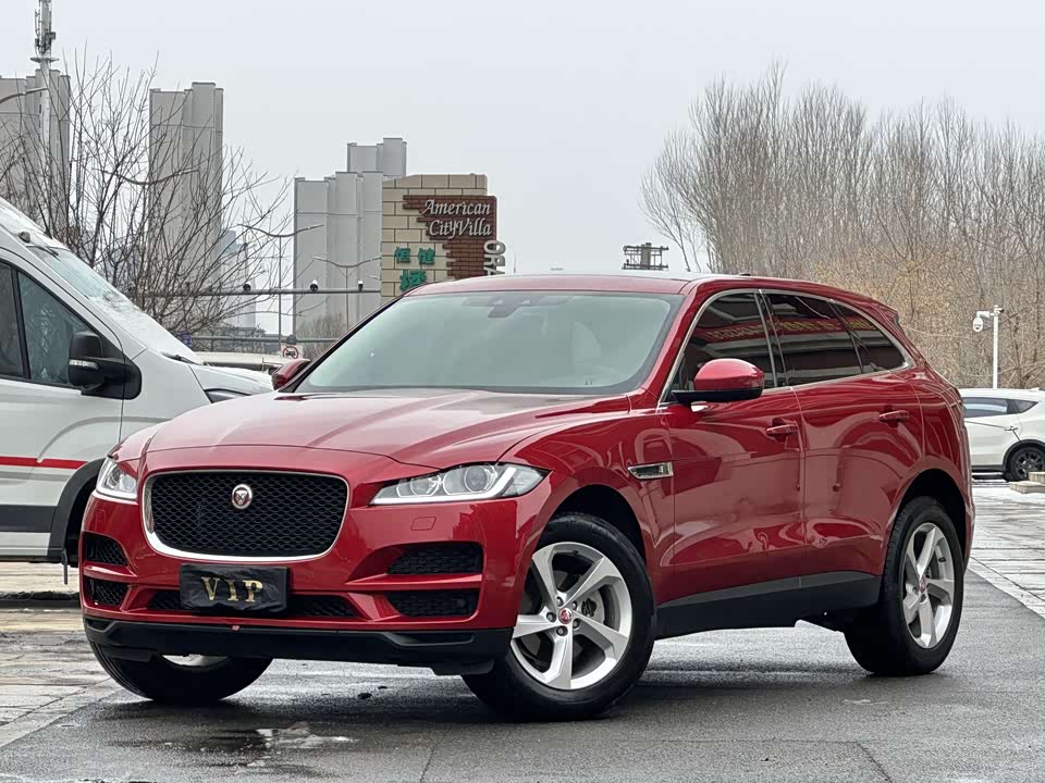 Jaguar F-PACE