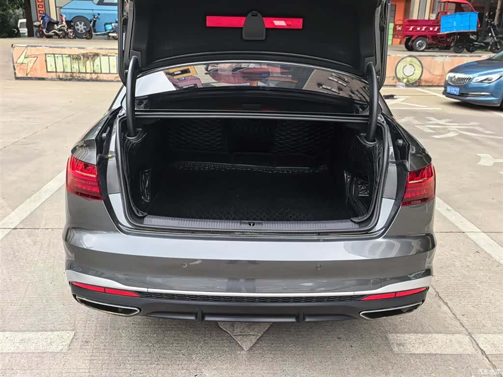 Audi A4L, 2021 15