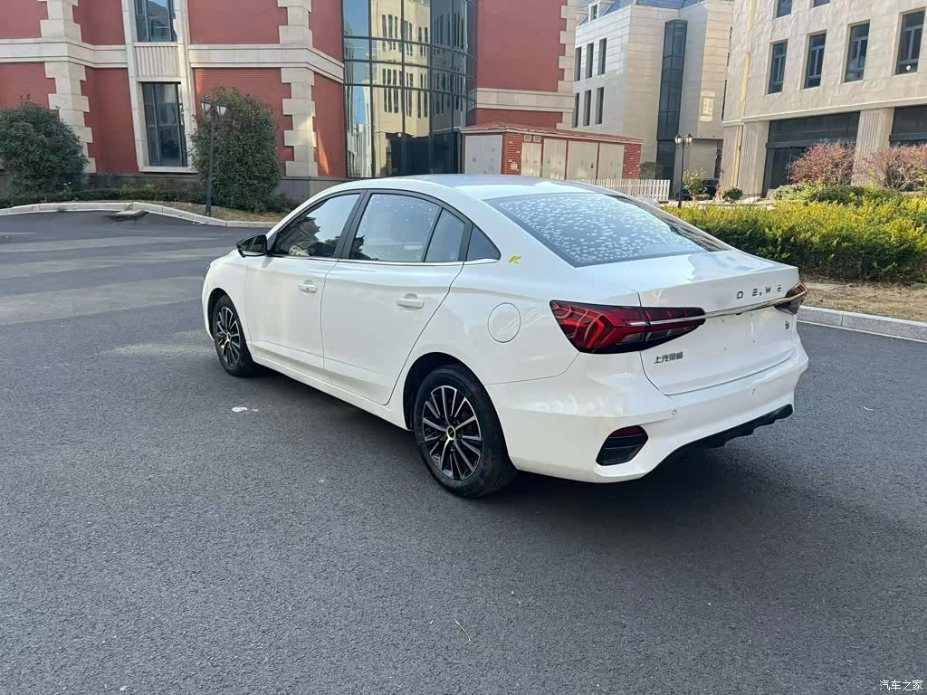 Roewe i5, 2022 24