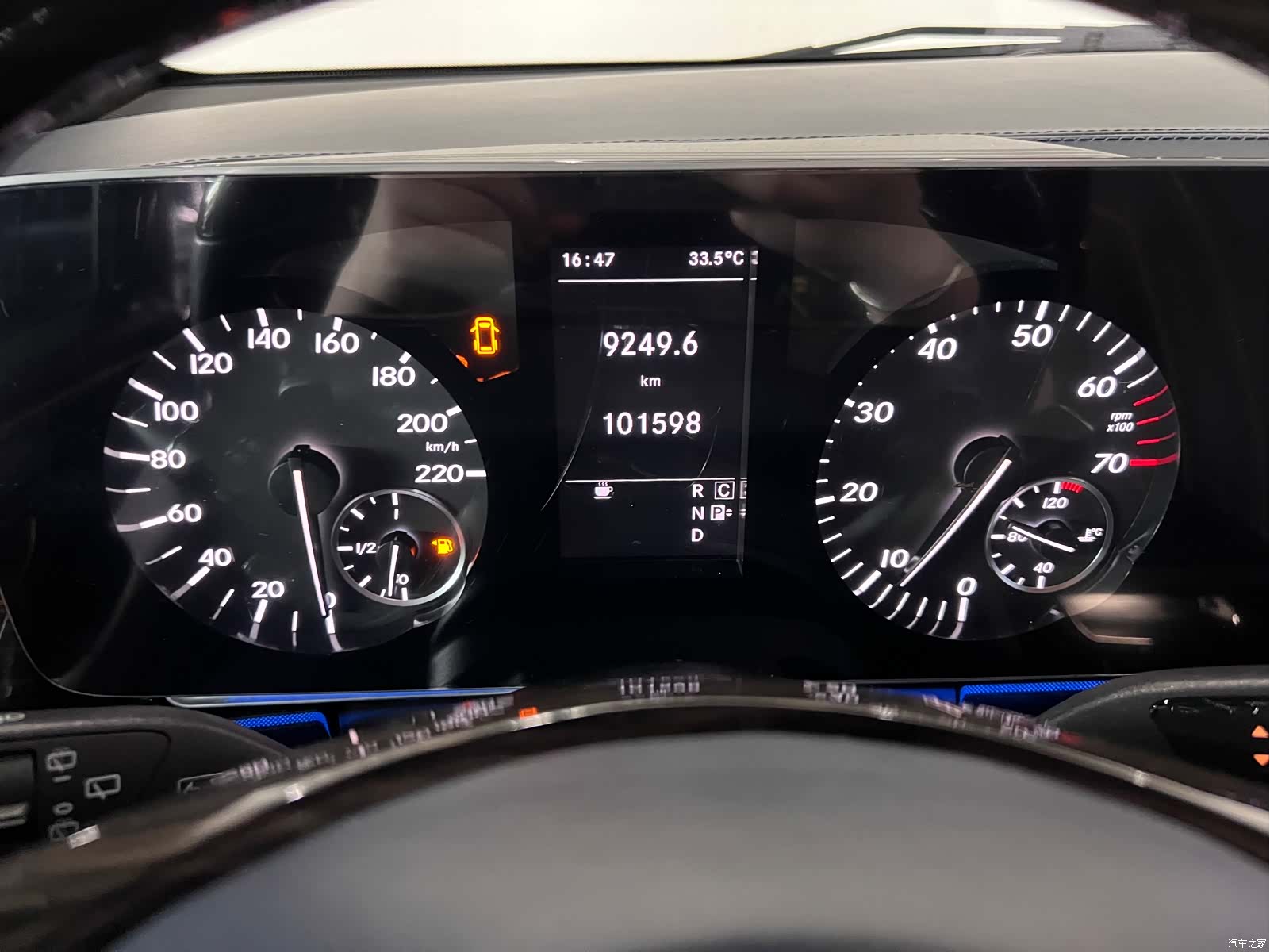 Mercedes-Benz 7, 2021 12