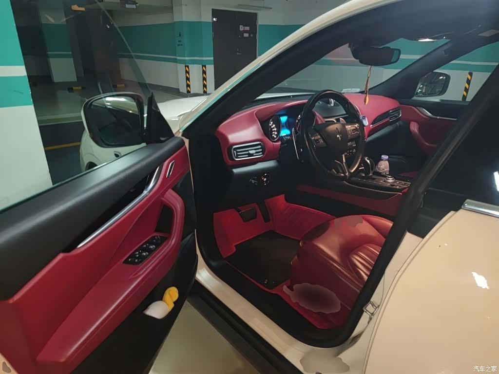 Maserati Levante, 2017 14