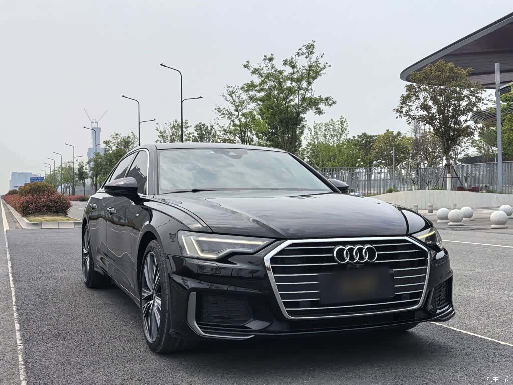 Audi A6L, 2021 все фото