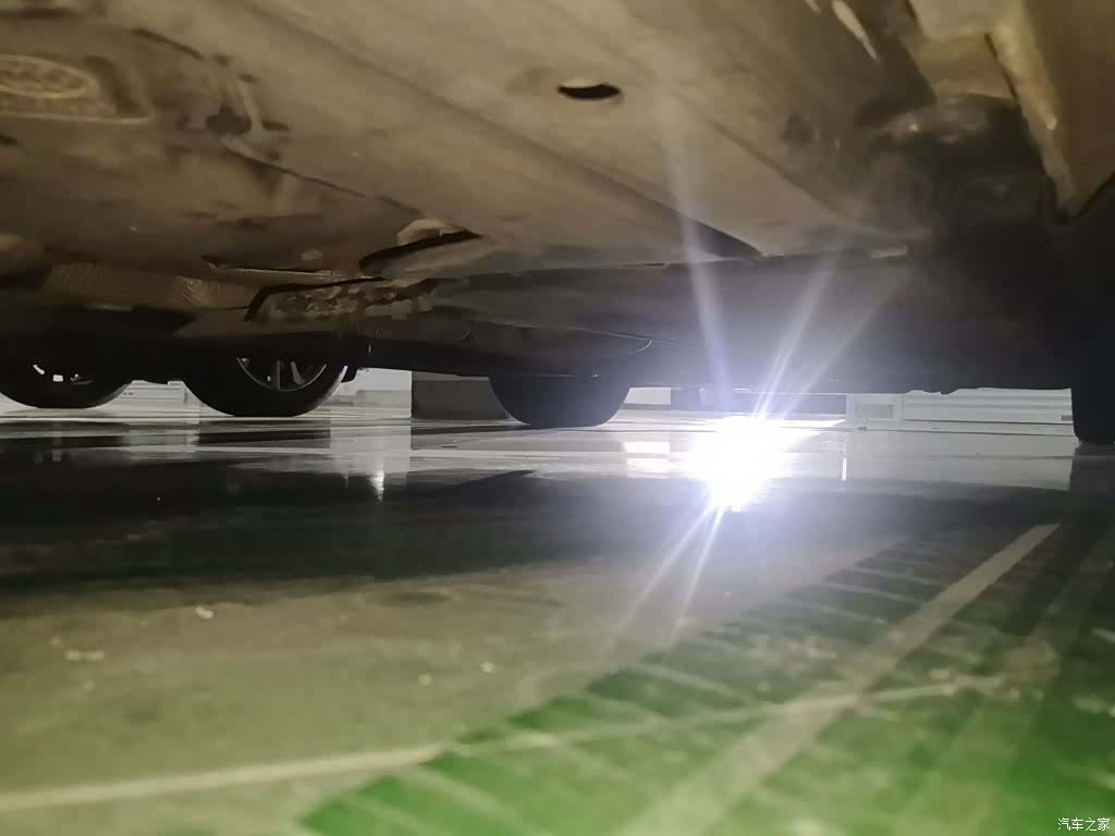 Audi A4L, 2014 16