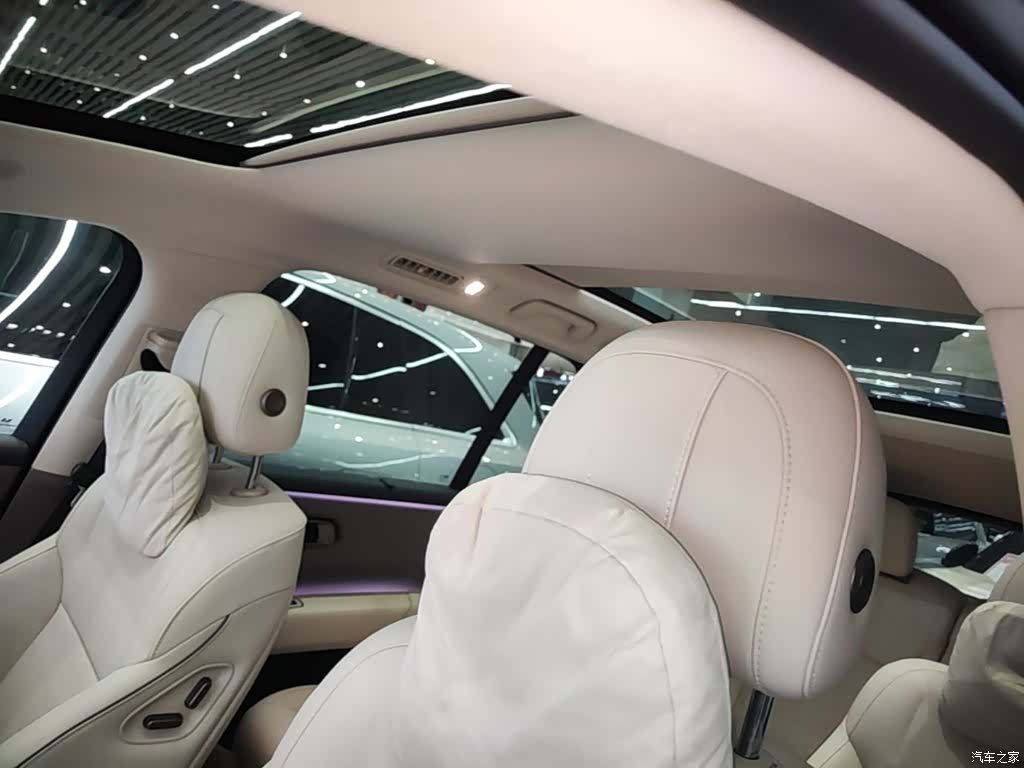 Li Auto i8, 2025 14