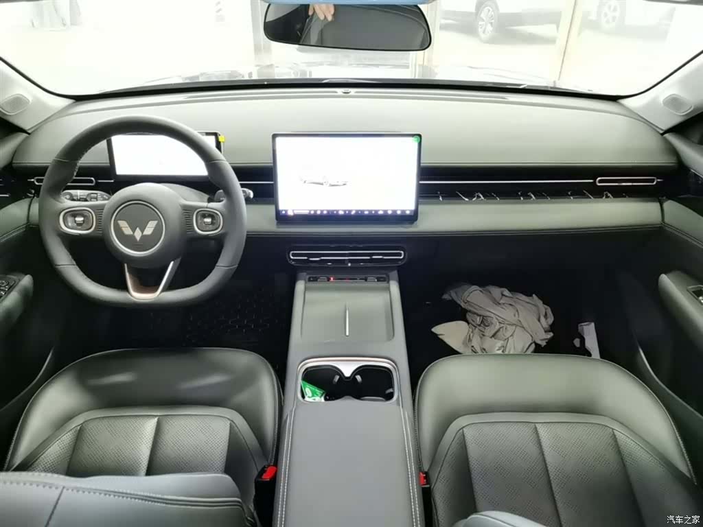 Wuling Starlight, 2025 10