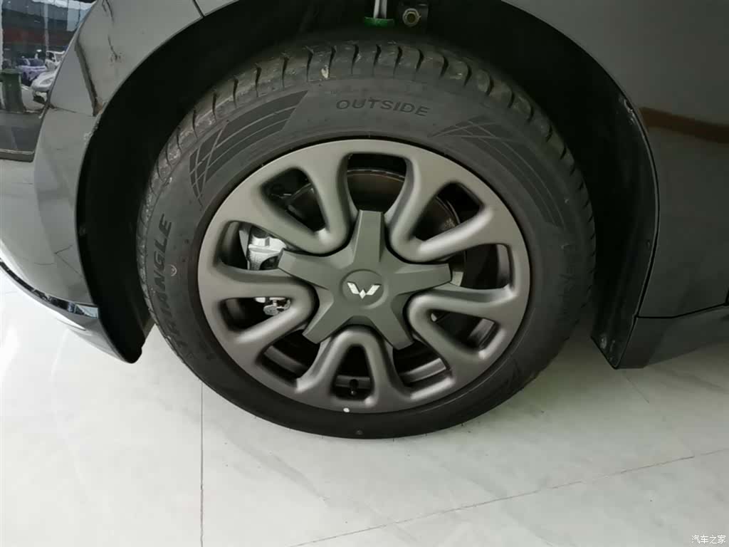 Wuling Starlight, 2025 23