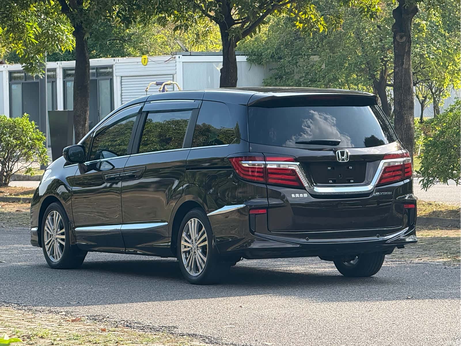 Honda Elysion, 2018 4