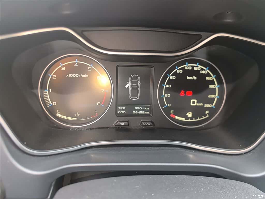 Geely X6, 2017 12