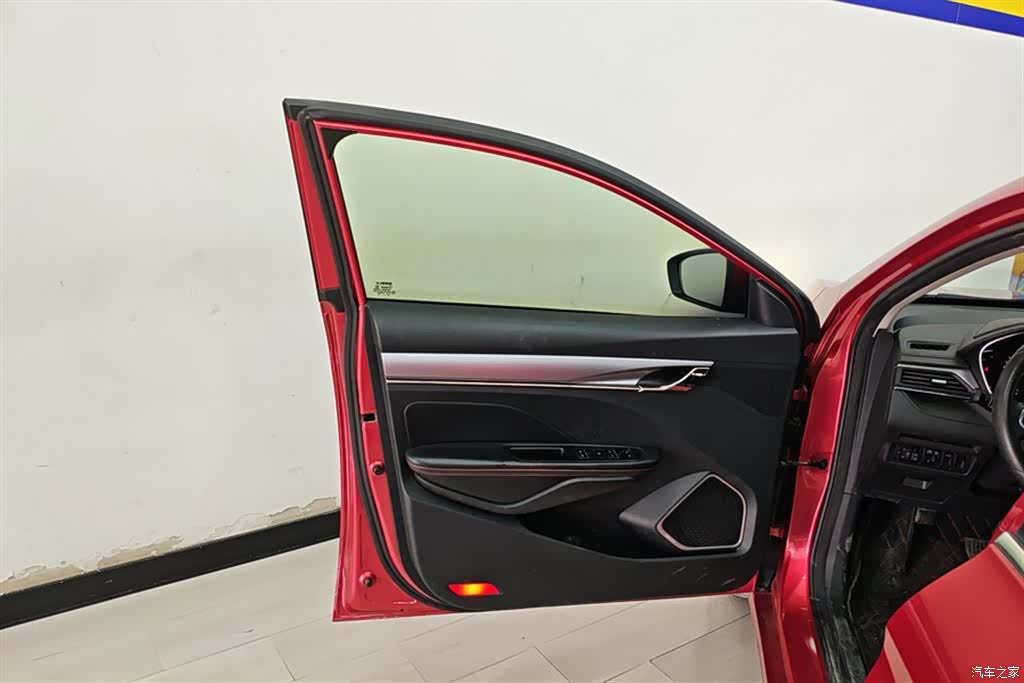 Geely Binray, 2019 7