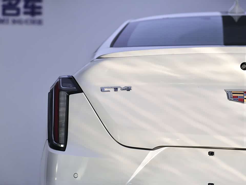 Cadillac CT4