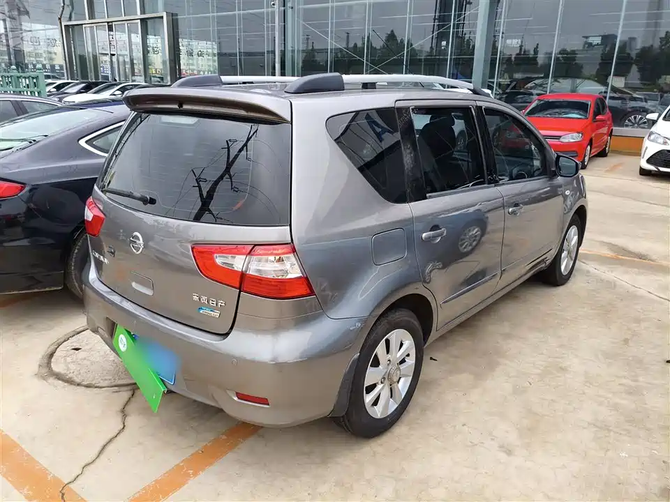 Nissan Liwei