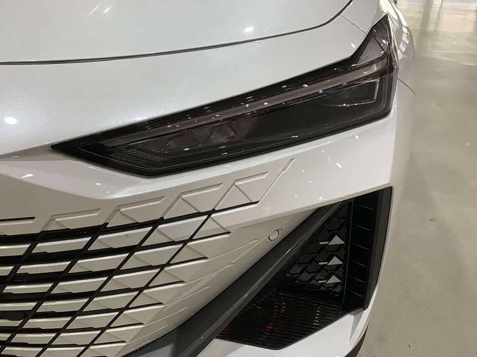 Changan UNI-V Smart iDD