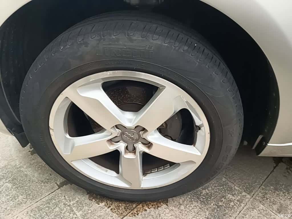 Audi Q5, 2017 25