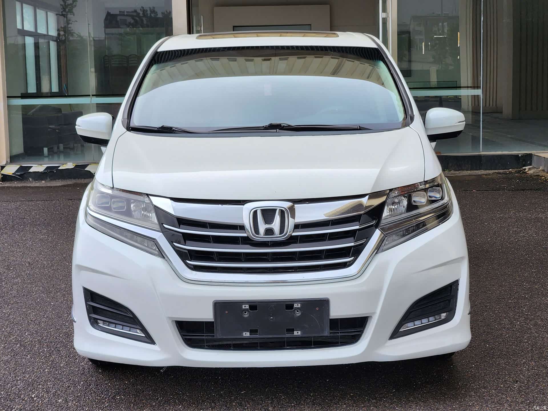 Honda Elysion, 2018 1