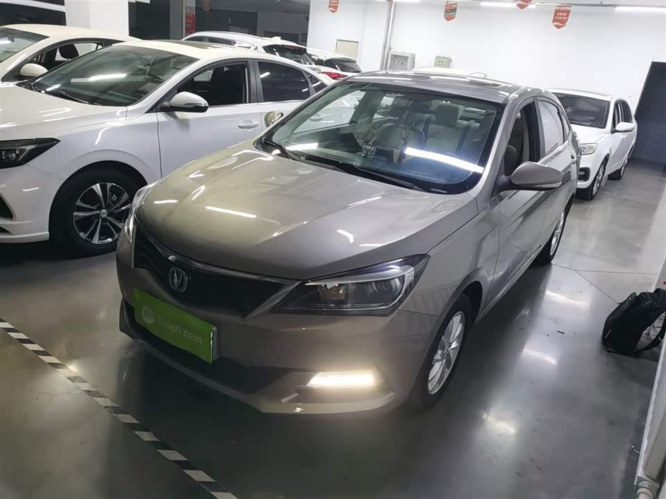 Changan Yuexiang V7