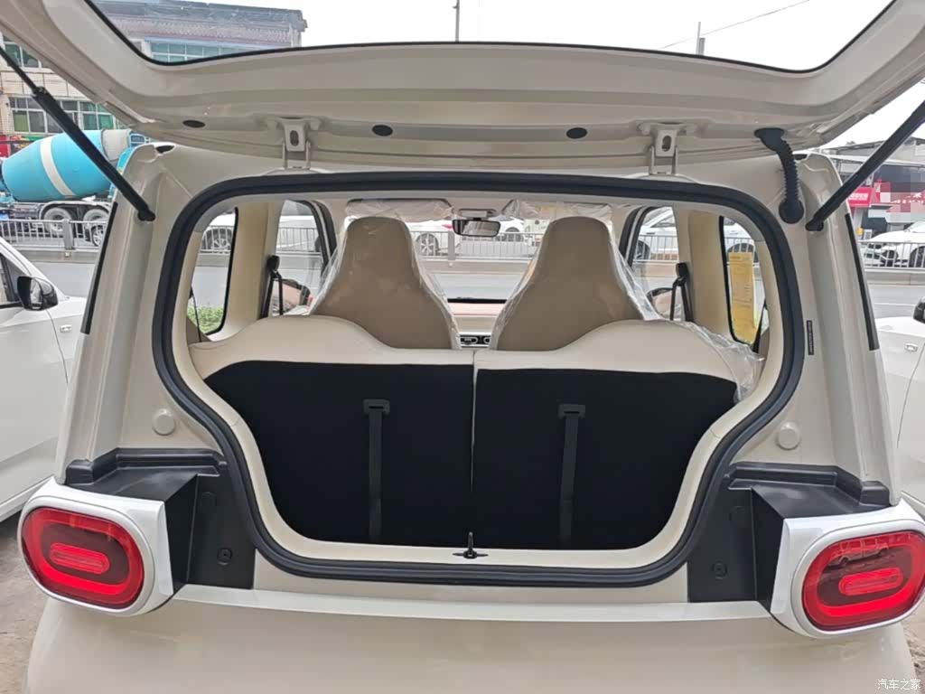 Wuling MINIEV, 2026 19