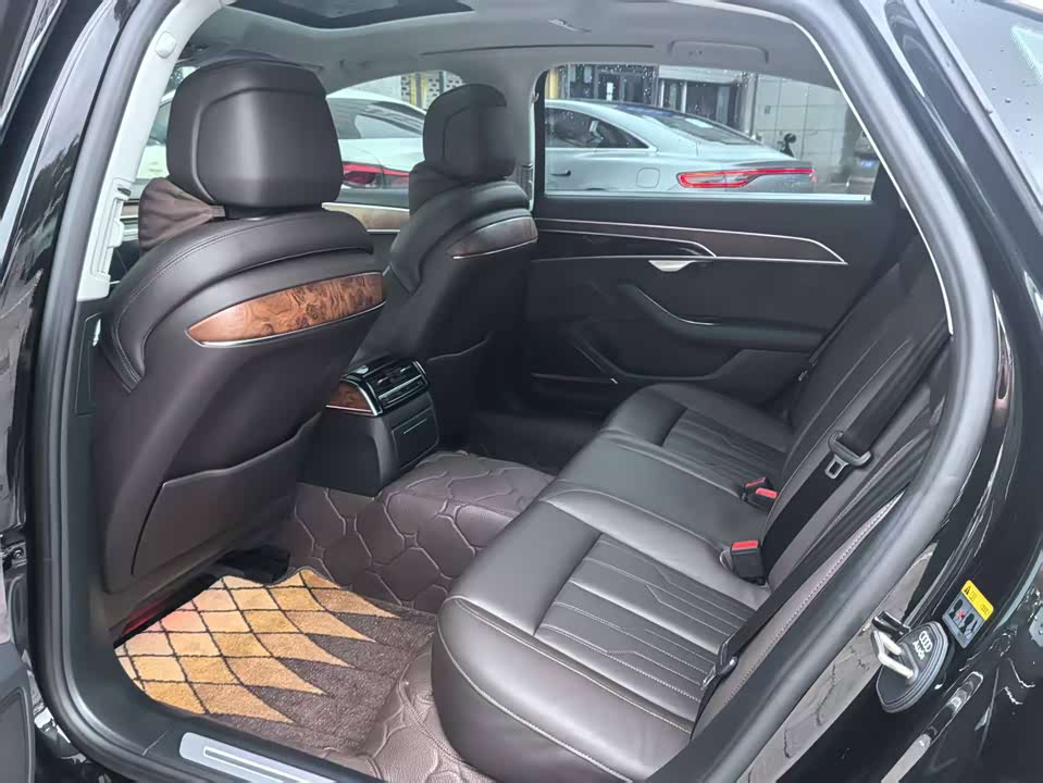 Audi A8 Audi A8