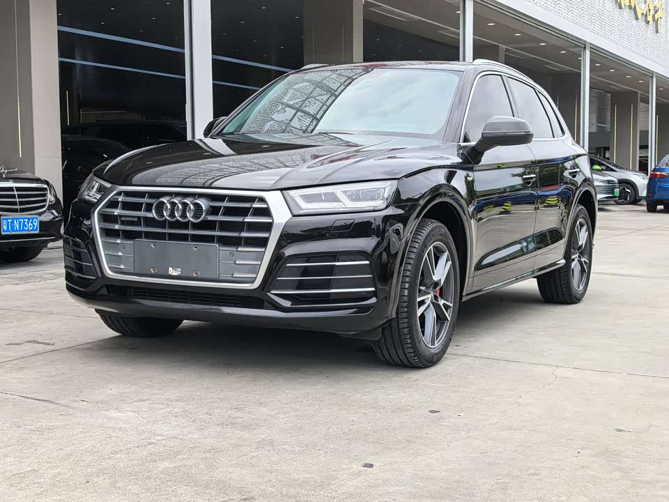 Audi Q5L Audi Q5L
