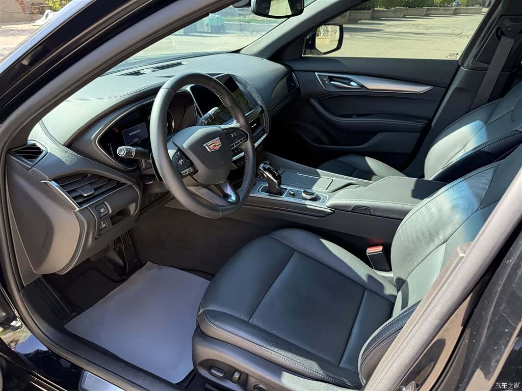 Cadillac CT5, 2023 20