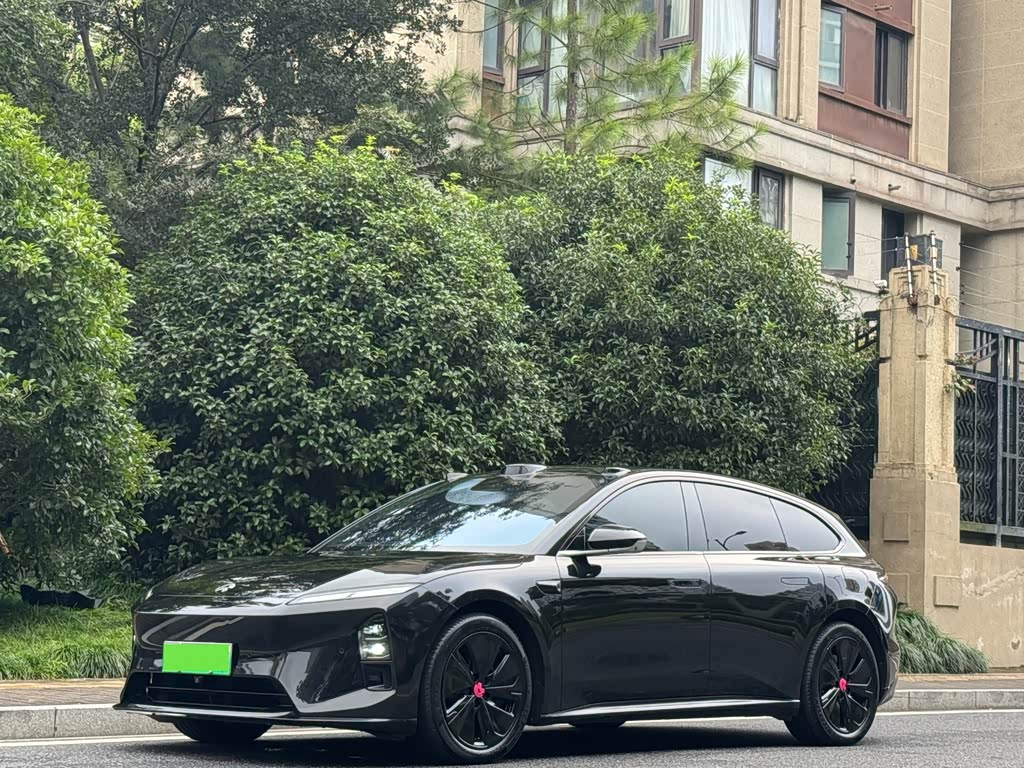 NIO ET5T
