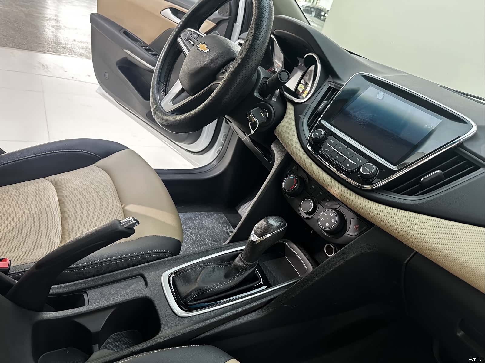 Chevrolet 320, 2022 24