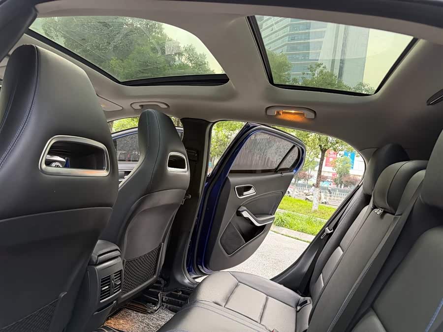 Mercedes-Benz GLA 2019, фото 20