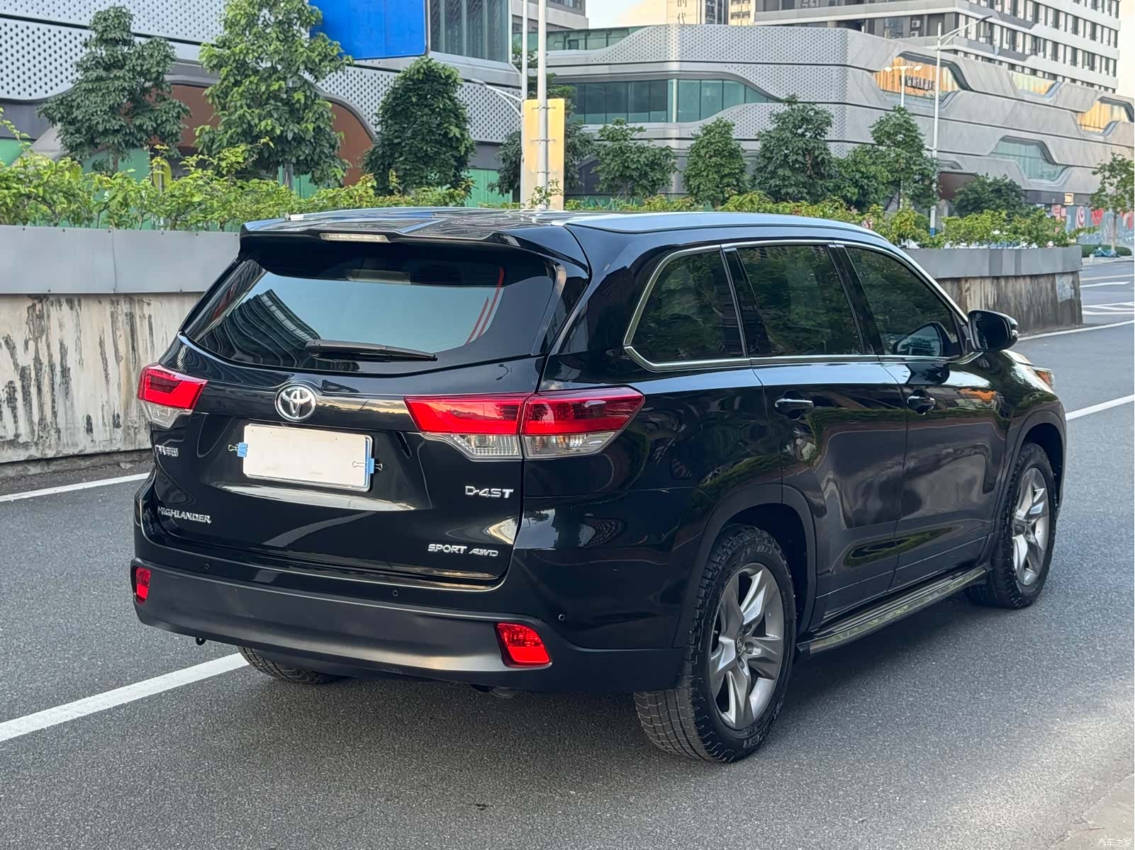 Toyota Highlander, 2020 все фото