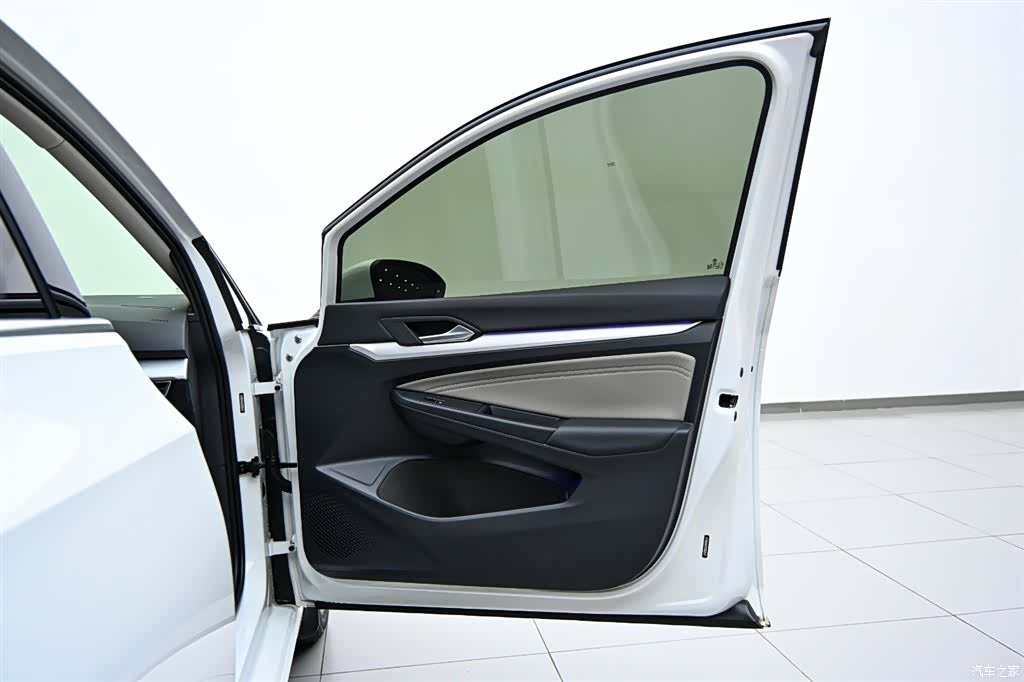 Volkswagen Golf, 2022 21