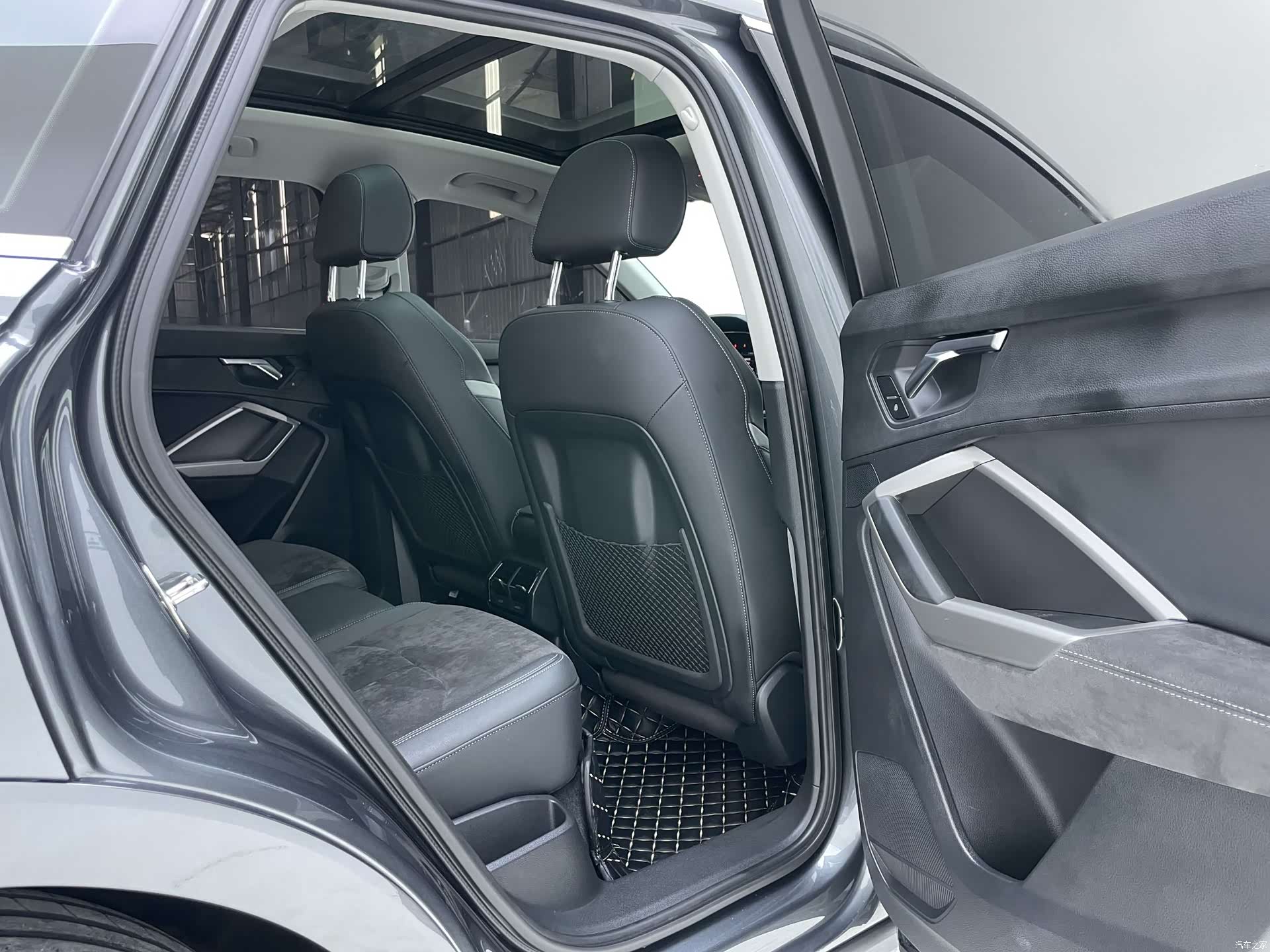 Audi Q3, 2022 17