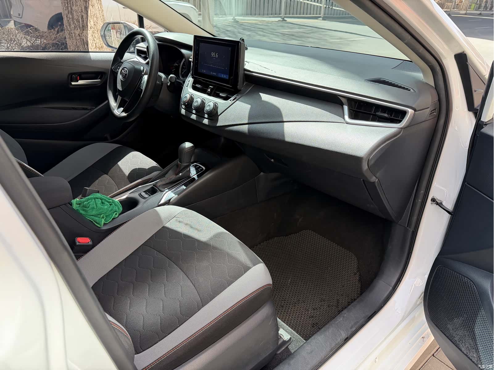 Toyota Corolla, 2023 8
