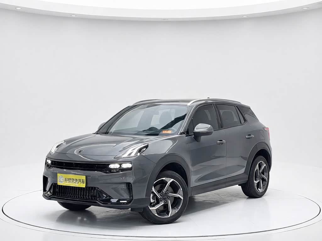 Lynk & Co 06