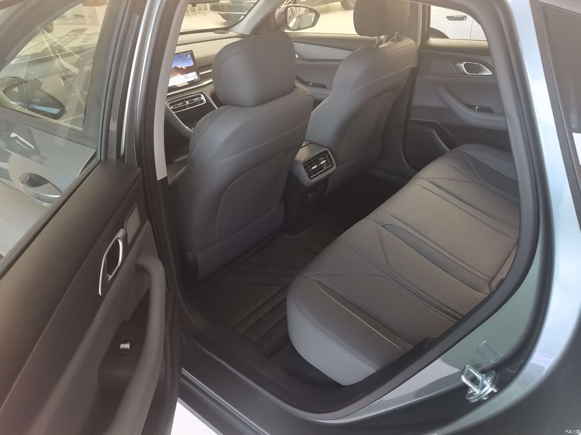 Geely A7, 2026 31