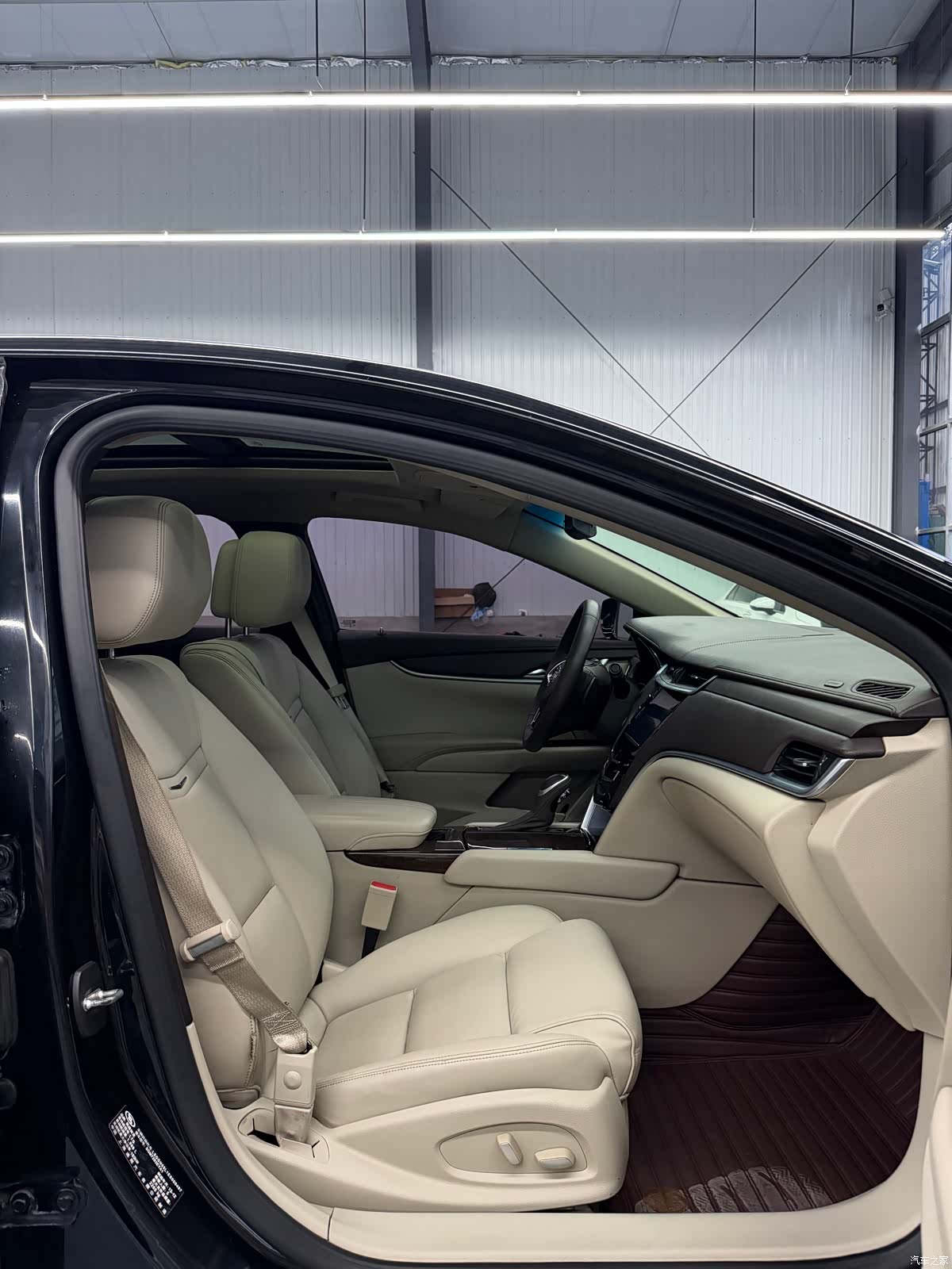 Cadillac XTS, 2014 12