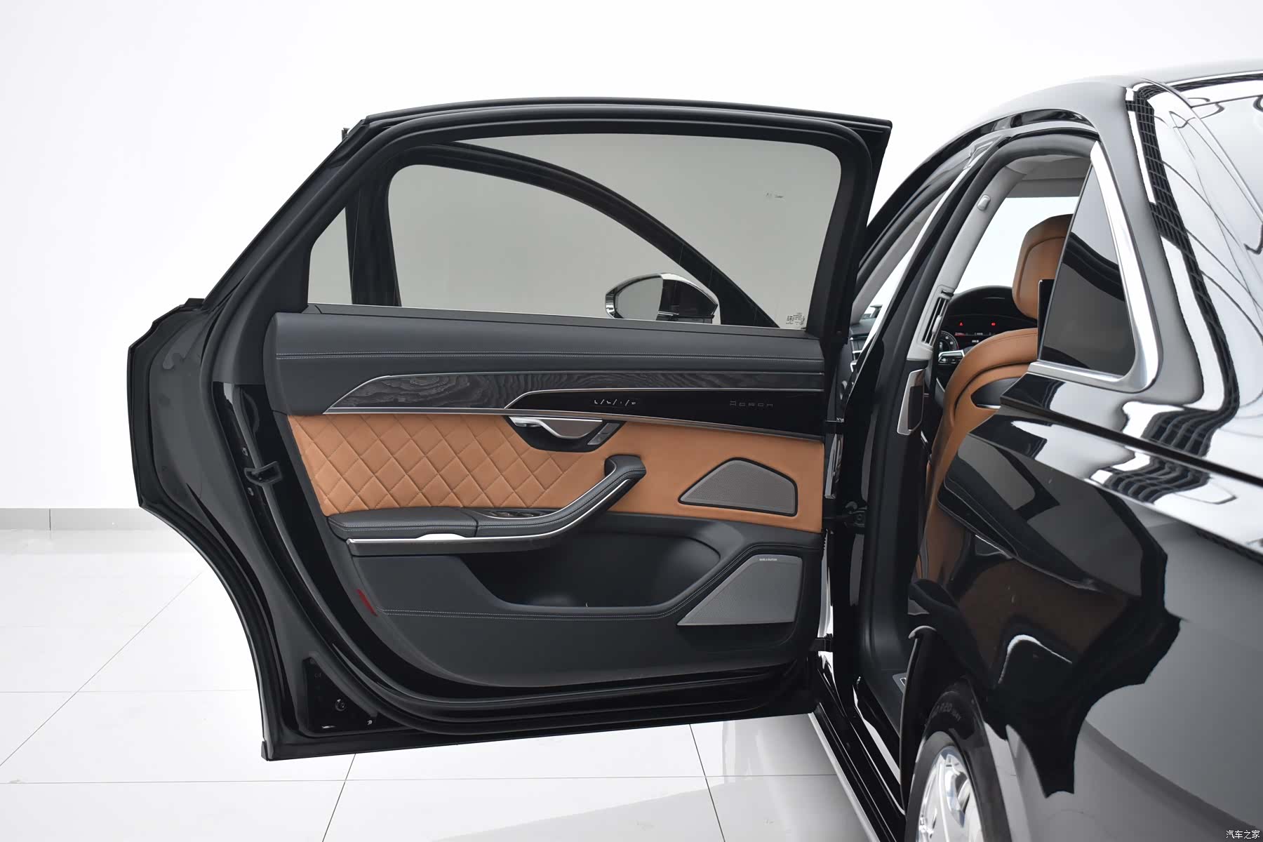 Audi A8L, 2022 17