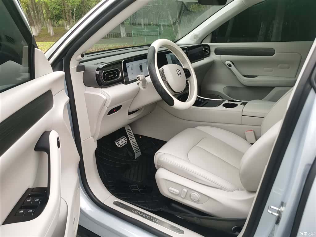 Leapmotor C11, 2023 15
