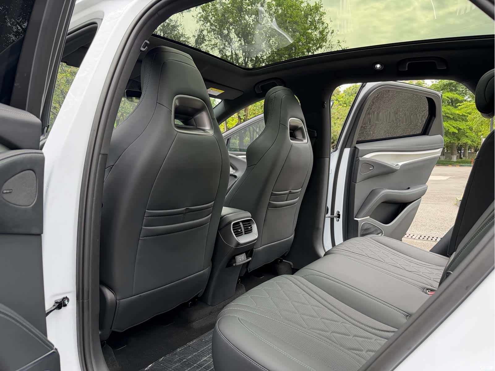 BYD HiAce, 2025 9