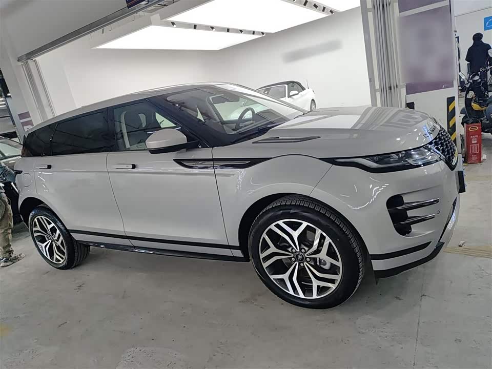 Land Rover Range Rover Aurora