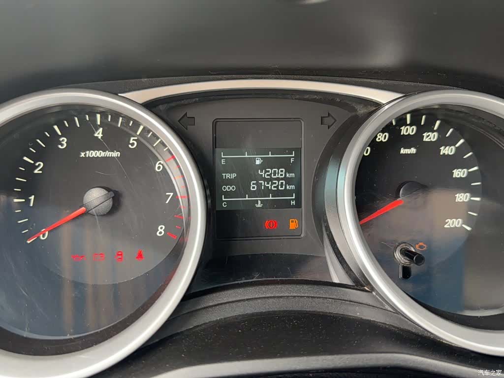 Wuling Hongguang, 2018 12
