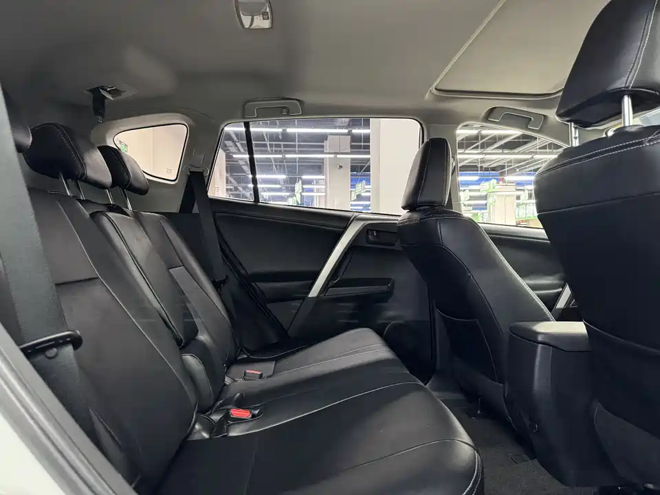 Toyota RAV4 Rongfang